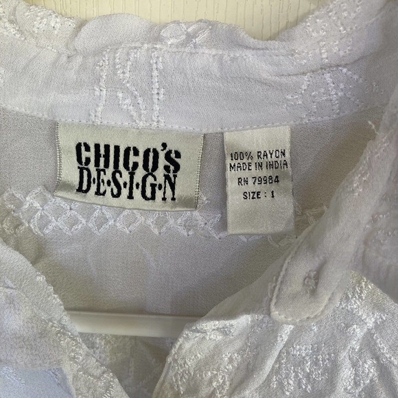 Vintage Chicos Button Up Shirt Long Sleeve Sz 1 Medium Embroidery Sheer Rayon - Picture 4 of 10